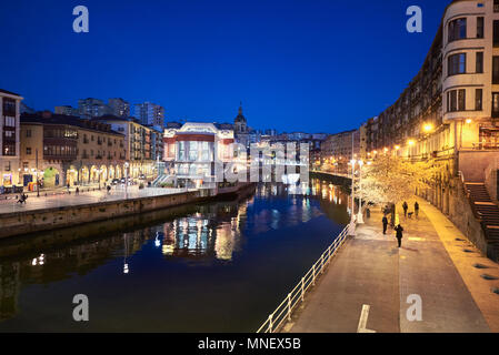 Muelle Marzana et Mercado de la Rivera, Bilbao, Biscaye, Pays basque, Euskadi, Euskal Herria, Espagne, Europe Banque D'Images