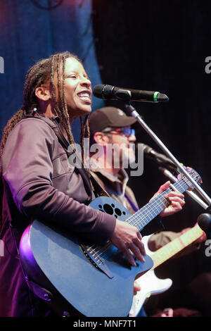 Concert de la chanteuse pop chrétienne des Caraïbes JUDY BAILEY au 101e Congrès de l'église catholique allemande dans la région de Muenster/Allemagne. Judy Bailey vit en Allemagne. Banque D'Images