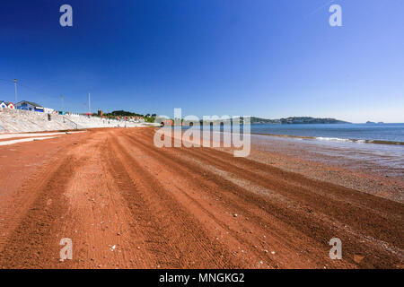 Les pistes dans le sable. Preston Beach Torbay Uk Banque D'Images