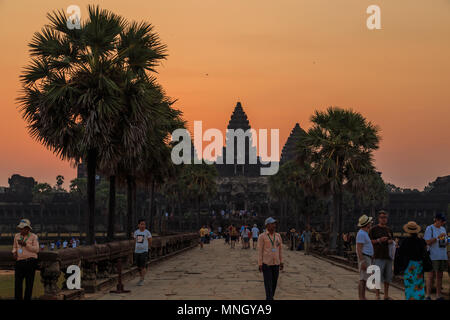 Lever du soleil sur Angkor Wat. Siem Reap, Cambodge - 11 avril, 2018. Banque D'Images