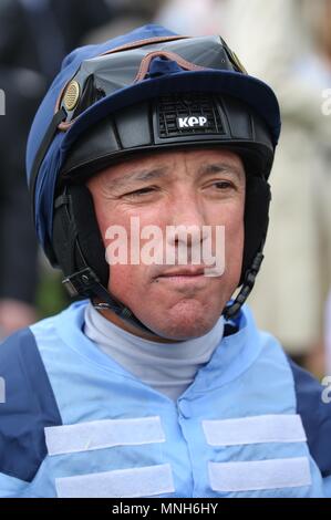 York, Royaume-Uni. 16 mai 2018. Jockey Frankie Dettori Festival Dante 2018 hippodrome de York, l''hippodrome de York, York, Angleterre 16 mai 2018 Allstar Crédit : photo library/Alamy Live News Banque D'Images