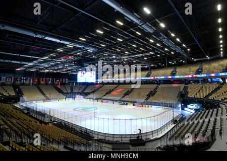 Herning, Danemark. 17 mai, 2018. La Jyske Bank Boxen Indoor Arena est perçu avant le Championnat du Monde de Hockey sur Glace Etats-unis match quart contre la République tchèque, à Herning, Danemark, le 17 mai 2018. Credit : Ondrej Deml/CTK Photo/Alamy Live News Banque D'Images