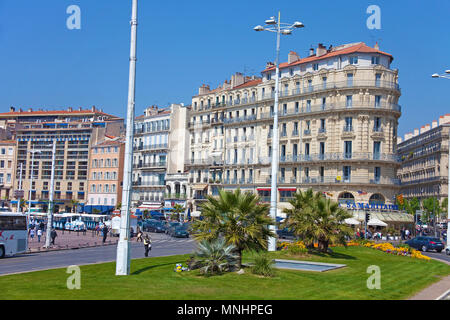 Quai du port et le restaurant La Samaritaine sur le vieux port Vieux Port, Marseille, Bouches-du-Rhône, Provence-Alpes-Côte d'Azur, France Banque D'Images