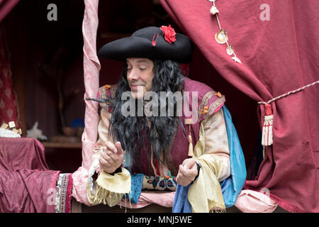 Costume médiéval de participant partie dans la ville historique de Taggia en Ligurie (Italie) Banque D'Images