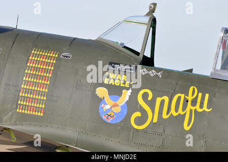 Republic P-47 Thunderbolt nommé Snafu, War Eagle Seconde Guerre mondiale, avion de chasse de la Seconde Guerre mondiale déployé après la peinture. Illustration de War Eagle Banque D'Images