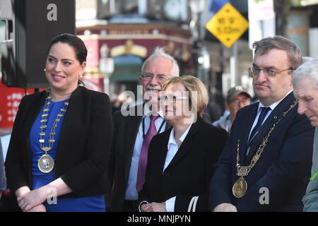 Dublin, Irlande. 17 mai, 2018. L À R) Cathaoir Leach maire de Monahan Margaret Urwin La Justice et oublié, lord-maire de Dublin Mícheál Mac Donncha Crédit : John Rooney/Pacific Press/Alamy Live News Banque D'Images