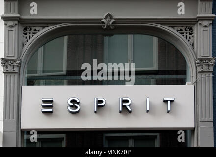 Amsterdam, Pays-Bas-februari 6, 2017 : l'esprit des lettres sur une façade à Amsterdam Banque D'Images