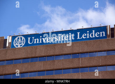 Amsterdam, Pays-Bas - 23 septembre 2016 : lettres Universiteit Leiden sur un bâtiment Banque D'Images