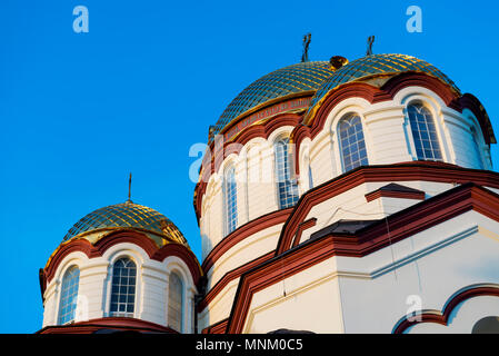 Nouvelle Athos monastère de Saint Simon le Cananéen monastère dans le soleil, de l'Abkhazie. Banque D'Images