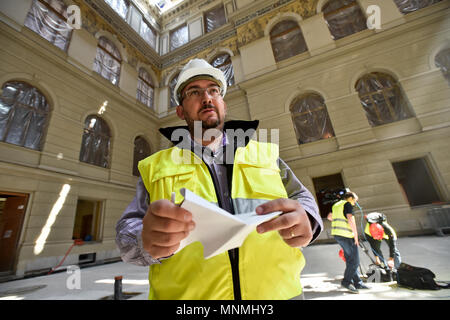 Directeur général du Musée National, Michal Lukes (photo) a un exposé sur l'avenir de la journée porte ouverte dans un bâtiment historique rénové du Musée National, Vaclavske namesti, Prague, République tchèque, le vendredi 18 mai 2018, le marquage de 200 ans à partir de la création de Musée national et 100 ans de la naissance de la Tchécoslovaquie. (CTK Photo/Vit Simanek) Banque D'Images