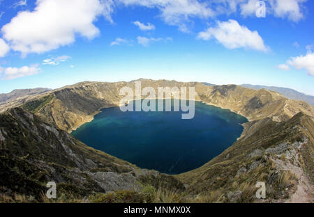 Vue panoramique du lac de cratère Quilotoa, Equateur Banque D'Images