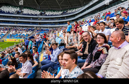 Samara, Russie - 16 mai 2018 : les spectateurs dans le stade Arena de Samara, regardant un match de foot Banque D'Images