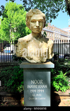 Buste de Noor Inayat Khan (British-Indian agent : 1914-1944) Gordon Square Gardens, Bloomsbury, London, England, UK. A travaillé pour le SOE et le .... Banque D'Images