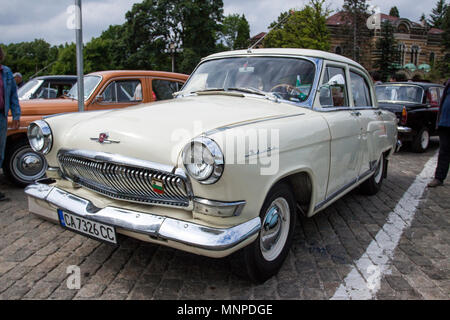 Sofia, Bulgarie - le 19 mai 2018 : défilé rétro vieux rétro ou vintage voiture automobile ou Djumailiev djumandji Crédit : Emil/Alamy Live News Banque D'Images