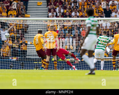 Hampden Park, Glasgow, Royaume-Uni. 19 mai, 2018. Scottish Cup final football, Celtic contre Motherwell ; Callum McGregor, de scores celtique le premier but en 11 minutes : Action Crédit Plus Sport/Alamy Live News Banque D'Images