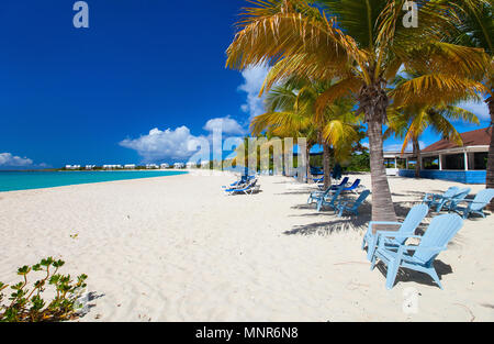 Plage des Caraïbes parfait sur l'île d'Anguilla Banque D'Images