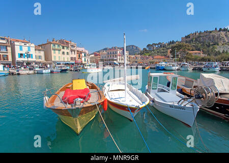 Port de pêche de Cassis, Bouches-du-Rhône, Provence-Alpes-Côte d'Azur, France Sud, France, Europe Banque D'Images