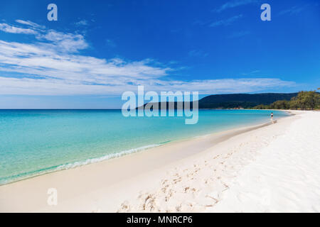 Photo de paysage plage exotique de sable blanc sur l'île de Koh Rong au Cambodge Banque D'Images