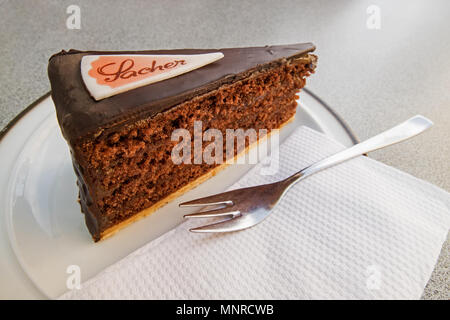 Gâteau au chocolat dans le style de gâteau Sacher Banque D'Images