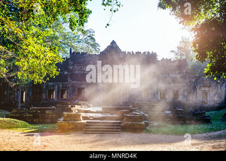 Belle Lumière du matin à Preah Khan temple dans la zone archéologique d'Angkor au Cambodge Banque D'Images