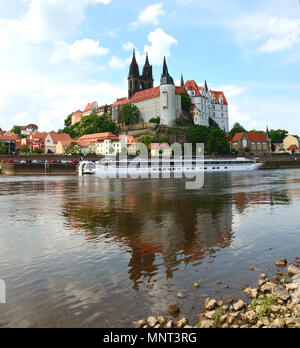 Château Albrechtsburg médiévale donnant sur l'Elbe en Allemagne, Meissen Banque D'Images