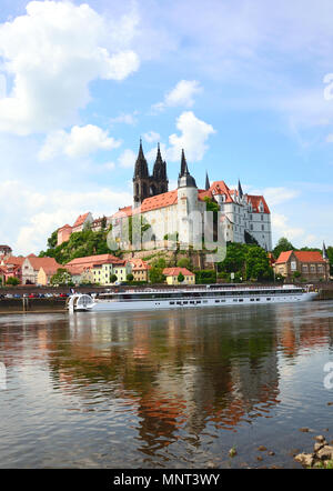 Château Albrechtsburg médiévale donnant sur l'Elbe en Allemagne, Meissen Banque D'Images