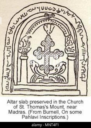 . Anglais : dalle autel conservé dans l'église de Saint Thomas, sur le Mont Saint Thomas, près de Chennai (Madras), Tamil Nadu, Inde. 7e ou 8e siècle. Pas de 973 croix de Perse Inde (avec l'inscription) Banque D'Images