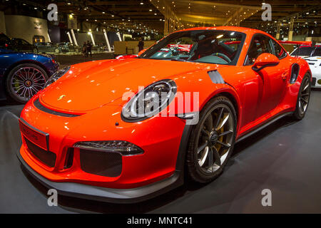 Bruxelles - 12 jan 2016 : Porsche 911 GT3 RS Voiture de sport en vedette à l'Automobile de Bruxelles. Banque D'Images