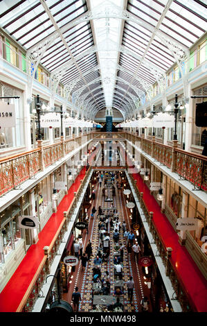 SYDNEY, AUSTRALIE - Avril 6, 2018 : l'intérieur de la Strand Arcade shopping mall avec son architecture de style Victorien Banque D'Images