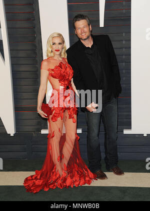 Gwen Stefani, Blake Shelton 287 arrivant à la Vanity Fair Oscar Party 2016 du à la Playhouse de Los Angeles. Le 28 février 2016. Gwen Stefani, Blake Shelton 287 ------------- Red Carpet Event, Vertical, USA, Cinéma, Célébrités, photographie, Bestof, Arts, Culture et divertissement, Célébrités Topix fashion / Vertical, Best of, événement dans la vie d'Hollywood, Californie - Tapis rouge et en backstage, USA, Cinéma, Célébrités, cinéma, télévision, Célébrités célébrités musique, photographie, Arts et culture, Bestof, divertissement, Topix, verticale de la famille de l'année 2016 ,, je Banque D'Images