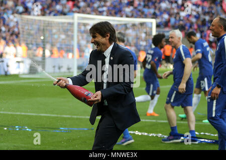 Gestionnaire de Chelsea Antonio Conte célèbre après le match. L'Unis finale de la FA Cup 2018, Chelsea v Manchester United au stade de Wembley à Londres le samedi 19 mai 2018. Cette image ne peut être utilisé qu'à des fins rédactionnelles. Usage éditorial uniquement, licence requise pour un usage commercial. Aucune utilisation de pari, de jeux ou d'un seul club/ligue/dvd publications. Photos par Andrew Andrew/Verger Verger la photographie de sport/Alamy live news Banque D'Images