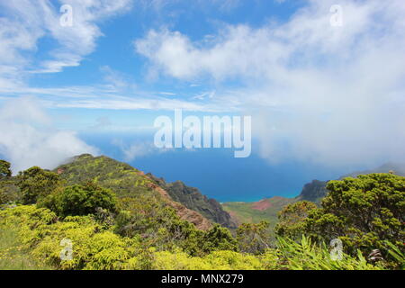 Vues de la Côte de Na Pali Kalalau Valley et le parc d'état de Kokee sur l'île de Kauai, Hawaii. Banque D'Images