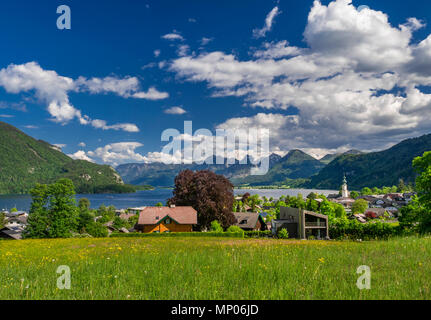 Sankt-gilgen sur le lac Wolfgang, Salzkammergut, Salzbourg, Autriche Banque D'Images