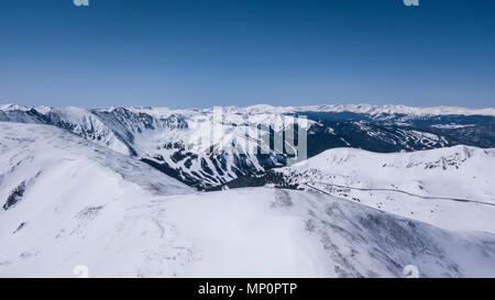 Vue aérienne au-dessus de Loveland Pass, Colorado, États-Unis Banque D'Images
