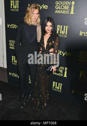 Austin Butler, Vanessa Hudgens à la Hollywood Foreign Press Association et en style célébrer le Golden Globe Award 2016 Saison à Ysabel restaurant à Los Angeles. Novembre 17, 2015.Austin Butler, Vanessa Hudgens ------------- Red Carpet Event, Vertical, USA, Cinéma, Célébrités, photographie, Bestof, Arts, Culture et divertissement, Célébrités Topix fashion / Vertical, Best of, événement dans la vie d'Hollywood, Californie - Tapis rouge et en backstage, USA, Cinéma, Célébrités, cinéma, télévision, Célébrités célébrités musique, photographie, Arts et culture, Bestof Entertainmen Banque D'Images