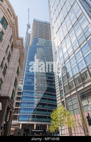 Heron Tower (à droite) et 100 Bishopsgate en construction au coeur de la ville de Londres Banque D'Images