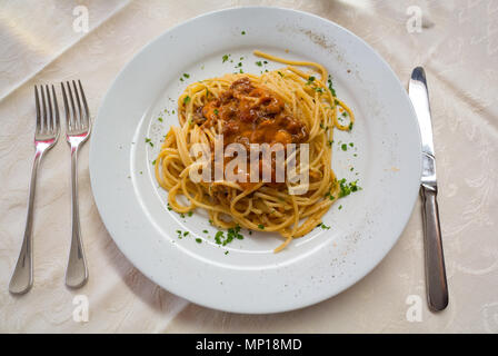 Spaghetti, de l'oursin plat typique de Sicile, Sicile, Italie Banque D'Images