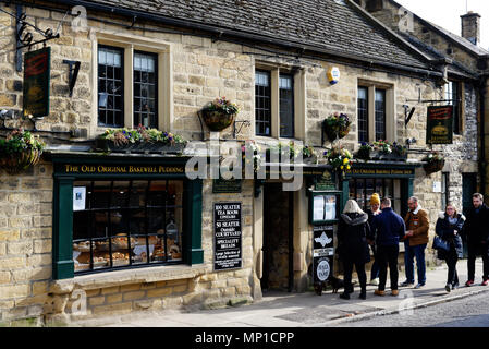 L'ancien Bakewell Pudding Shop original de Bakewell, Derbyshire, Angleterre Banque D'Images