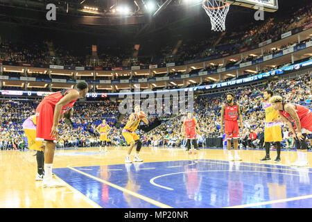 L'O2 Arena, London, 20 mai 2018. Les tensions exacerbées dans le basket-ball BBL Play-Off finale entre accueil favoris Ville London Lions, champions en titre et Leicester Riders, gunning pour leur deuxième baril de l'aigu. L'équipe des Lions est renforcée par la Grande Bretagne garde côtière et MVP BBL 2017/8 Justin Robinson (10).Riders win 81-60. Credit : Imageplotter News et Sports/Alamy Live News Banque D'Images