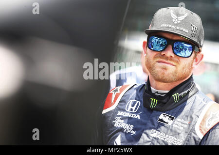 Indianapolis, Indiana, USA. 20 mai, 2018. CONOR DALY (17) de l'United States sort sur pit road avant d'être admissibles à l'Indianapolis 500 à l'Indianapolis Motor Speedway à Indianapolis, Indiana. Crédit : Chris Owens Asp Inc/ASP/ZUMA/Alamy Fil Live News Banque D'Images