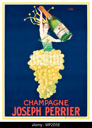 Années 20 Vintage poster alcool Boissons champagne Joseph Perrier lithographie en couleurs, imprimée par V.Sirven, Paris, par l'artiste J. (1874-1933) Femme sortant d'un tas de raisins chardonnay mûr couronnés de cour-jester cloches offrant une bouteille de champagne Joseph Perrier français. Banque D'Images