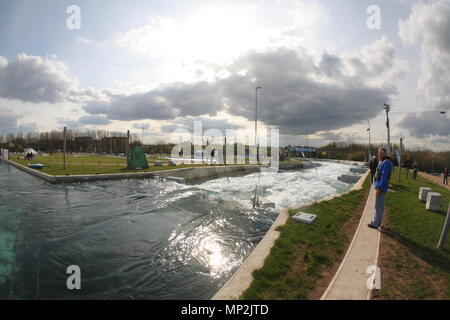 Canoe - Tesco en Slalom 2012 incluant la sélection des essais cliniques pour l'équipe de la Grande-Bretagne aux Jeux olympiques - Le Lee Valley White Water Centre, Hertfordshire 14 avril 2012 --- Image par © Paul Cunningham Banque D'Images