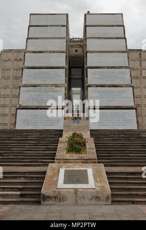 Santo Domingo, République Dominicaine - Nov 11, 2017 : le phare de Colomb, entrée centrale Banque D'Images