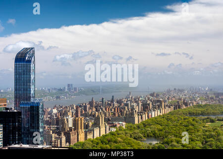 Central Park vu du haut de la roche plate-forme d'observation dans la ville de New York, USA. Banque D'Images