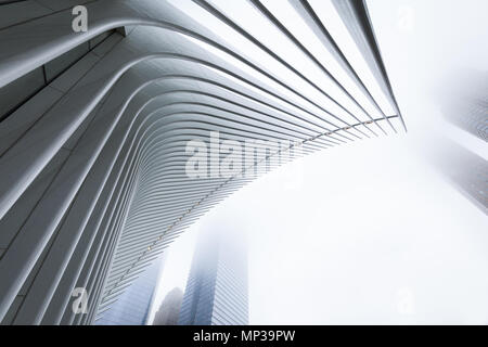 L'Oculus bâtiment dans le brouillard, Lower Manhattan, New York City, USA. Banque D'Images