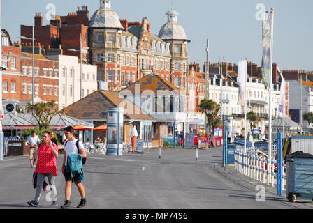 Weymouth. 21 mai 2018. Le week-end de beau temps persiste dans la nouvelle semaine sous le soleil de Weymouth, Dorset Crédit : Stuart fretwell/Alamy Live News Banque D'Images