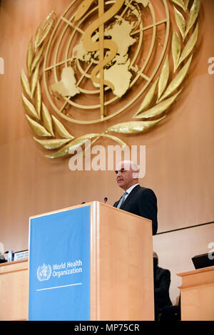 Genève, Suisse. 21 mai, 2018. Le Président suisse Alain Berset parle pendant l'Assemblée mondiale de la Santé à Genève, Suisse, le 21 mai 2018. L'Assemblée mondiale de la Santé (WHA) a dévoilé un plan ambitieux le lundi souhaitant bénéficier d'une population globale de 3 milliards de dollars à l'échelle mondiale pour les cinq prochaines années avec de meilleurs soins de santé et de bien-être. Crédit : Alain Grosclaude/Xinhua/Alamy Live News Banque D'Images