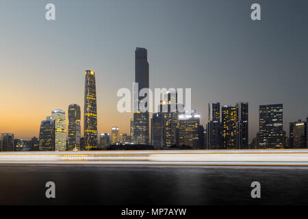 , Guangzh Guangzh, Chine. 21 mai, 2018. Guangzhou, Chine 21 mai 2018 : Gratte-ciel à Guangzhou, province du Guangdong en Chine du sud. Crédit : SIPA Asie/ZUMA/Alamy Fil Live News Banque D'Images