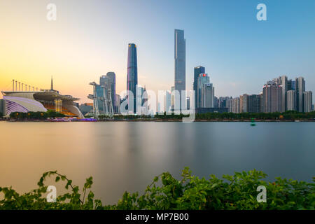 , Guangzh Guangzh, Chine. 21 mai, 2018. Guangzhou, Chine 21 mai 2018 : Gratte-ciel à Guangzhou, province du Guangdong en Chine du sud. Crédit : SIPA Asie/ZUMA/Alamy Fil Live News Banque D'Images