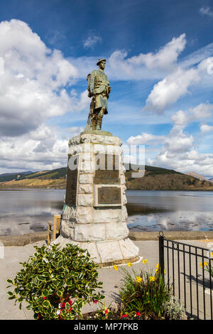 Le monument aux morts sur les rives du Loch Fyne à Inveraray, ARGYLL & BUTE, Ecosse, Royaume-Uni Banque D'Images